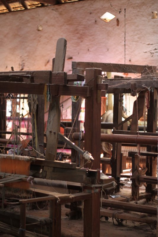 India 2010 - Kerala - Kannur - Lokanath Weavers
